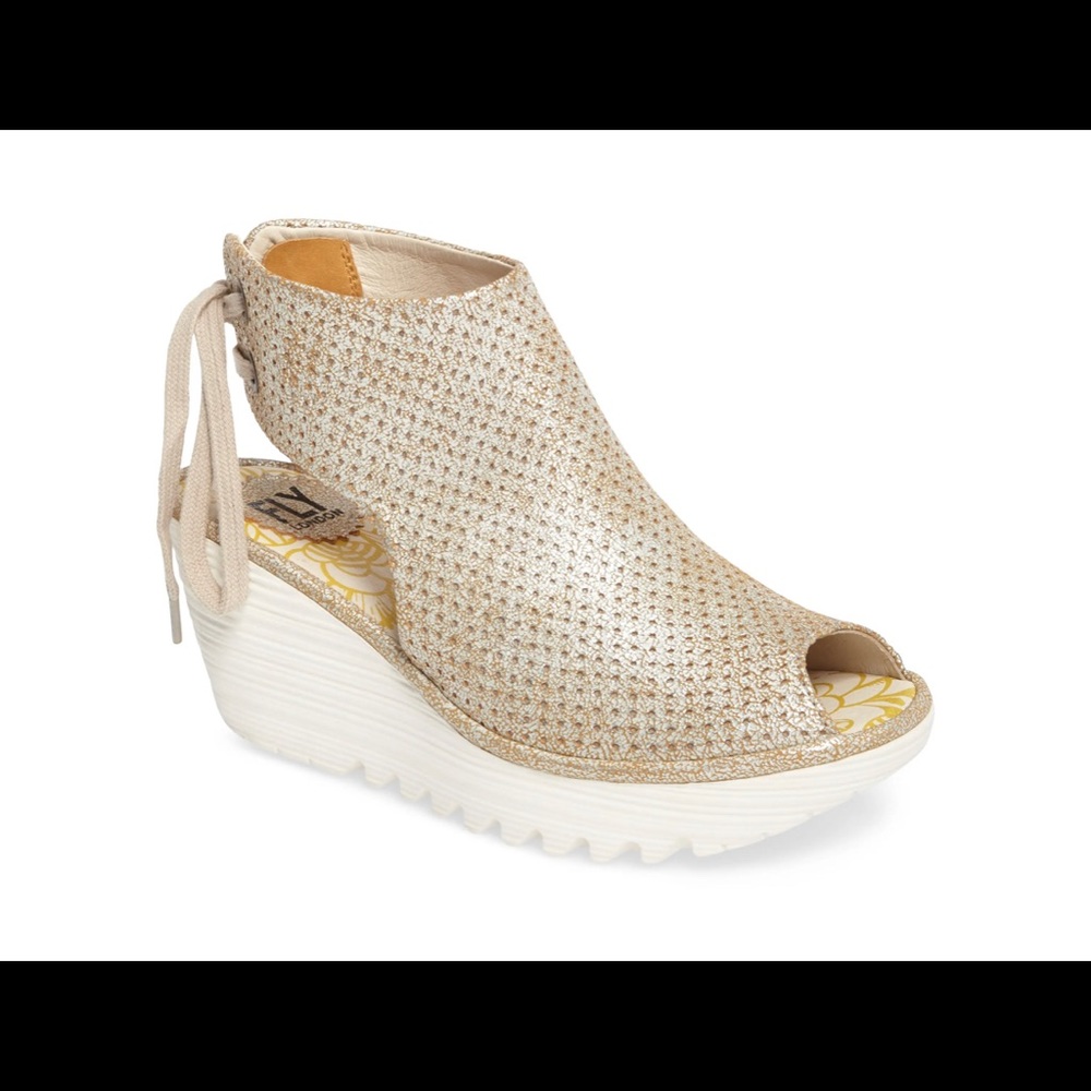 NIB NWT Fly London Ypul799Fly in Cool Pearl